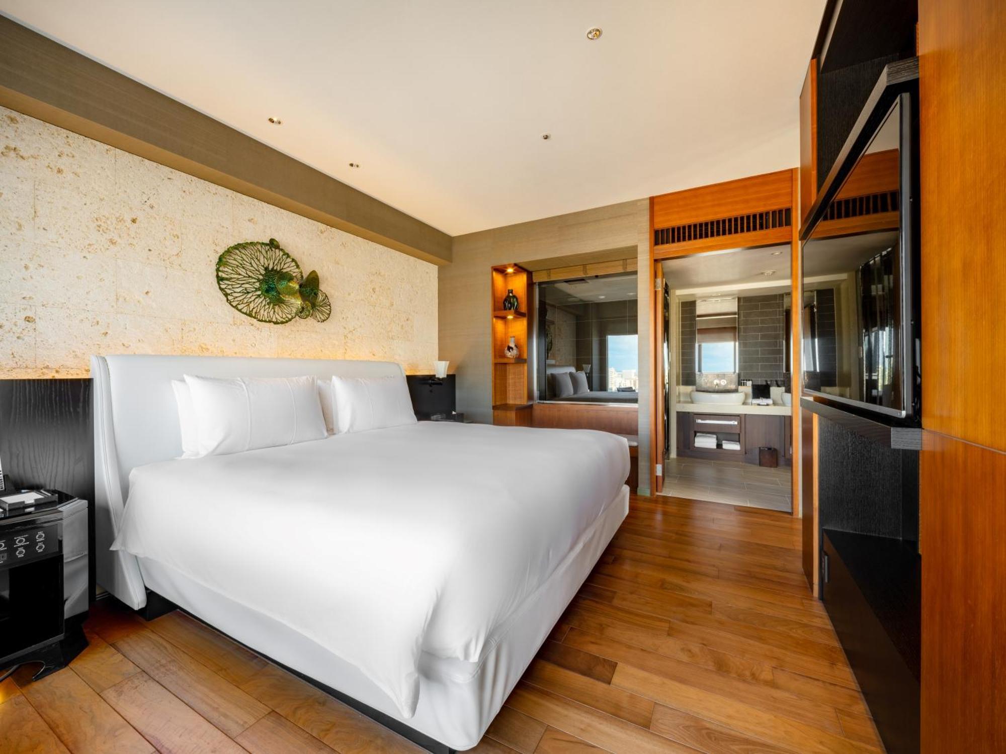 Hyatt Regency Naha, Okinawa Hotel Ngoại thất bức ảnh Deluxe Room