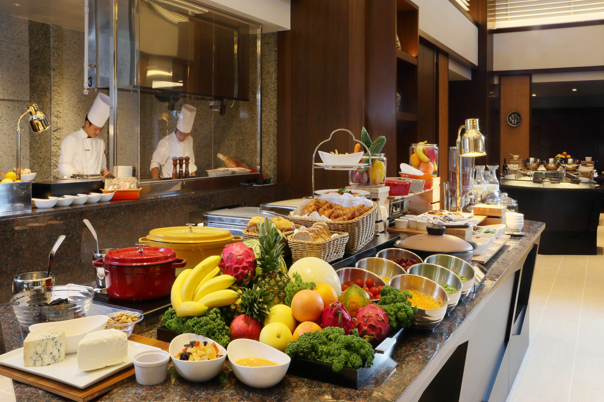 Hyatt Regency Naha, Okinawa Hotel Ngoại thất bức ảnh A buffet at a hotel
